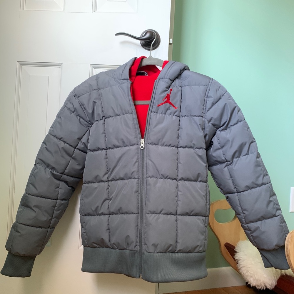 Boy’s Jordan Winter Puffer Jacket (L)